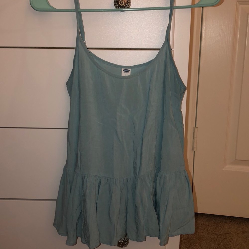 NEVER WORN Ruffle Top